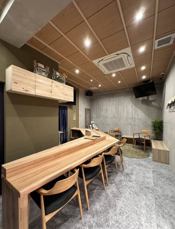 店内カウンター