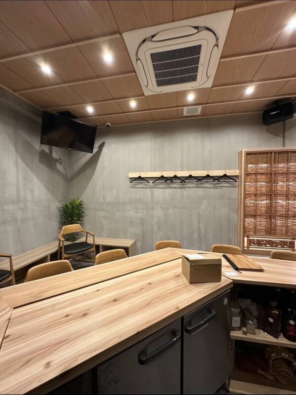 店内カウンター２