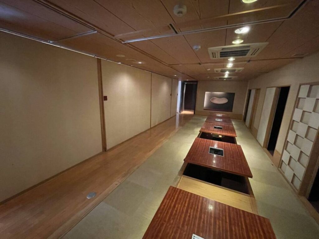 座敷