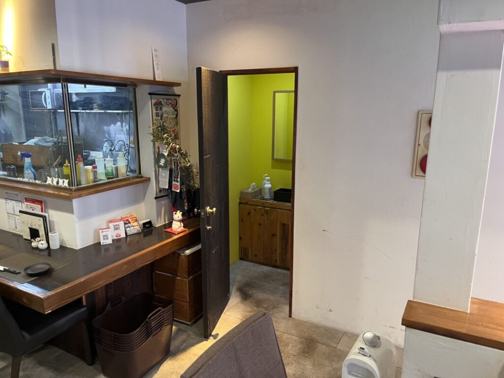 店内４