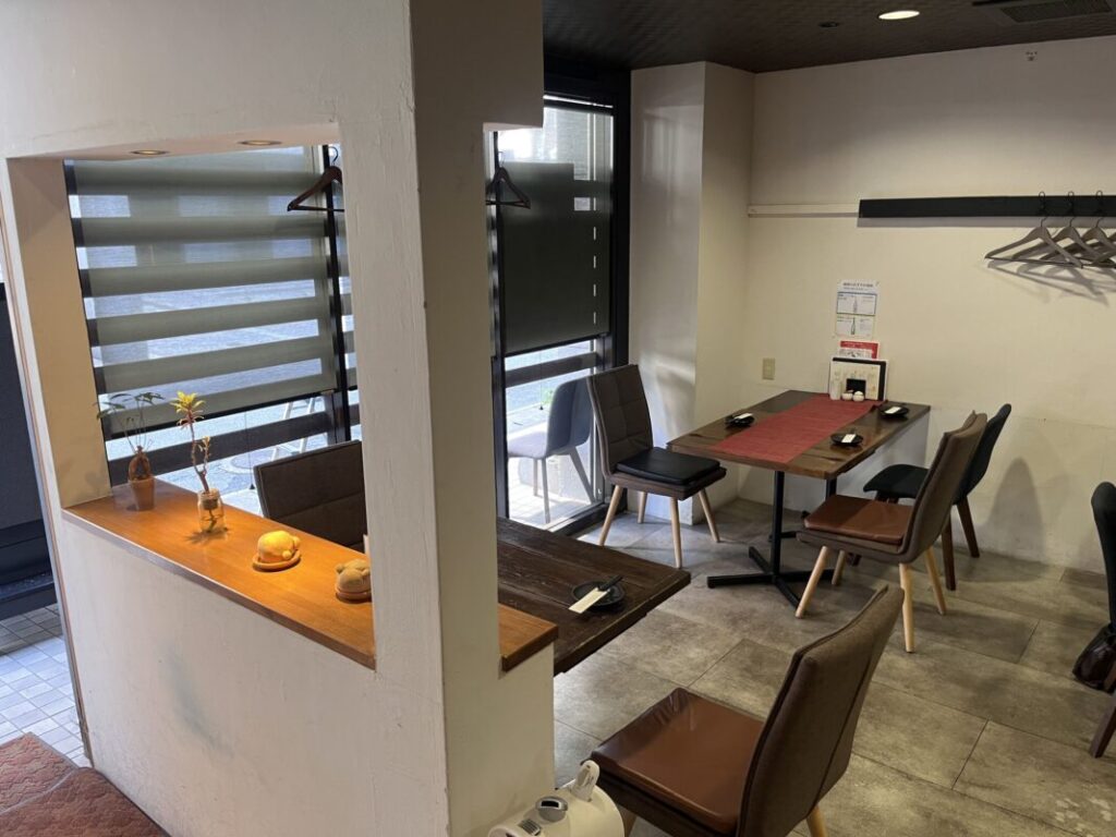 店内３